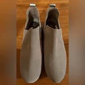 COLE HAAN Women's ZeroGrand Gray Suede Slip-On Bootie Size 9B, EUC